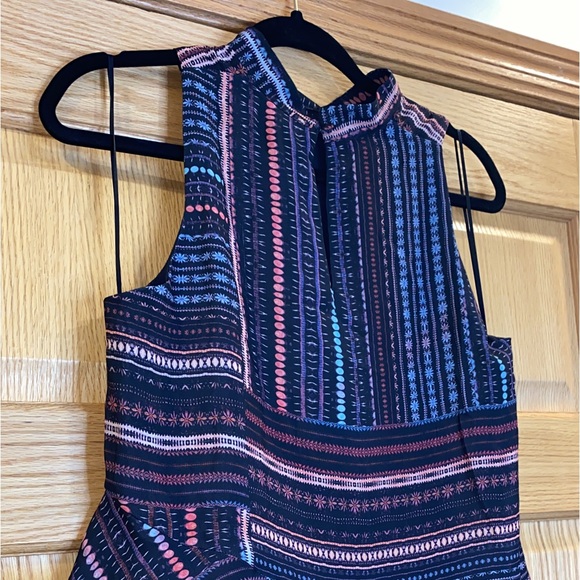 Parker Ruffle Overlay Top Tolomei Print - Picture 4 of 12